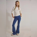 Free People We The Penny Pull-on Flare Jeans Riviera True Blue Wash 28. Fixed Price $35.10.