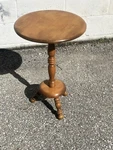 Ethan Allen Amer Trad Solid Maple Birch 3 Leg Pedestal Table Plant Stand Display. Fixed Price $131.99.