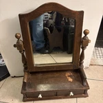 Ethan Allen Dark Antiqued Pine Old Tavern Dresser Top Shave/makeup Mirror .. Fixed Price $125.00.