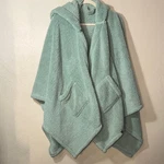 Ll Bean Cozy Sherpa Wearable Throw In Silver Sage Green Color. Fixed Price $46.75.