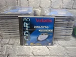 (26) Verbatim 700MB/80 Min Cd-r Disc W/ Case 1X-16X Speed Premium Azo Blue Tech. Fixed Price $40.00.