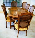 Vintage Thomasville Dining Room Set, 7 Chairs, 2 Leafs,. Fixed Price $800.00.